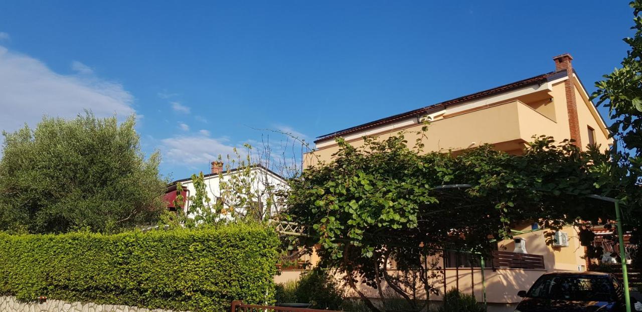 Apartmani Zem, Krk Krk Town Extérieur photo