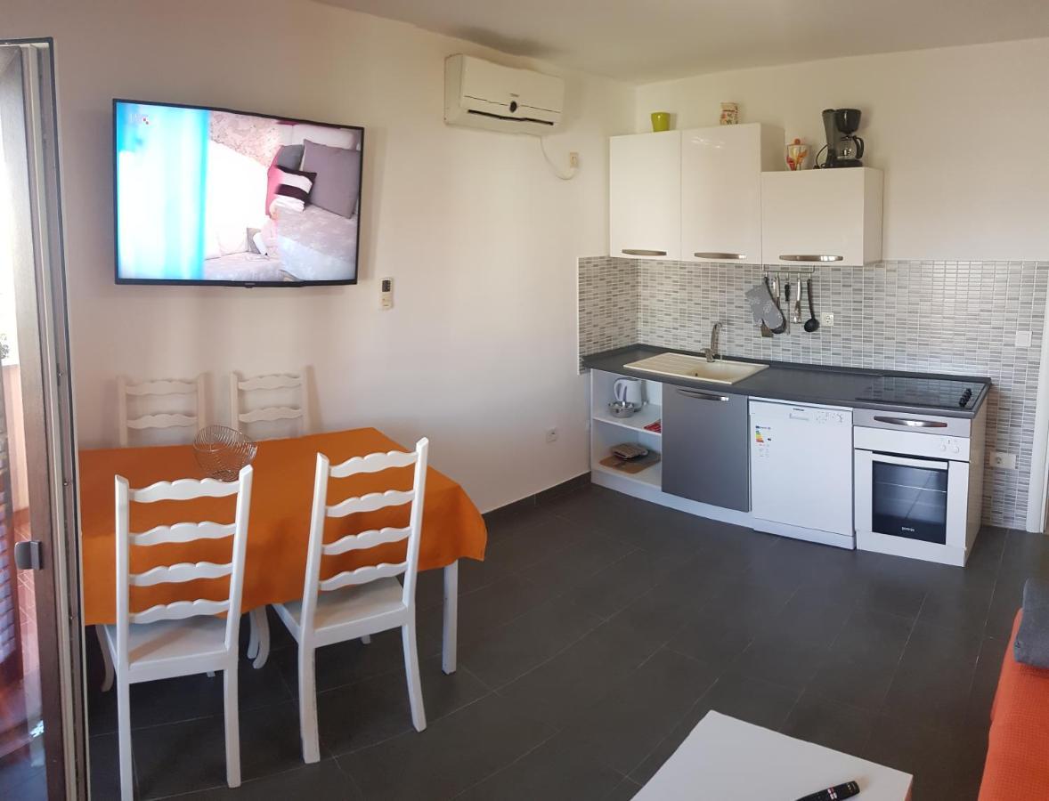 Apartmani Zem, Krk Krk Town Extérieur photo