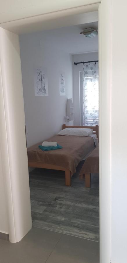 Apartmani Zem, Krk Krk Town Extérieur photo
